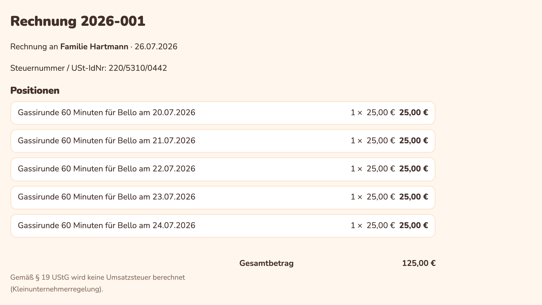 Rechnung in Pfotenbüro: fortlaufende Nummer, jede Gassirunde als eigene Position, Hinweis zur Kleinunternehmerregelung